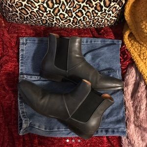 charcoal grey chelsea boots